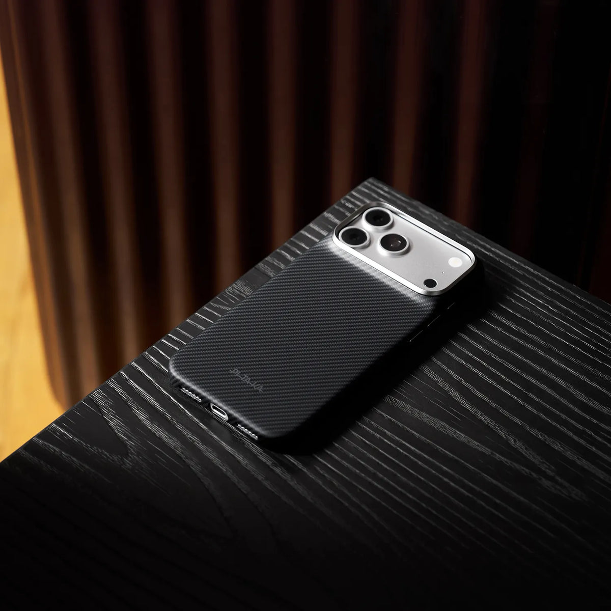 Case PITAKA Aramid Edge - iPhone 18 Pro Max · Classic (PitaTap™)