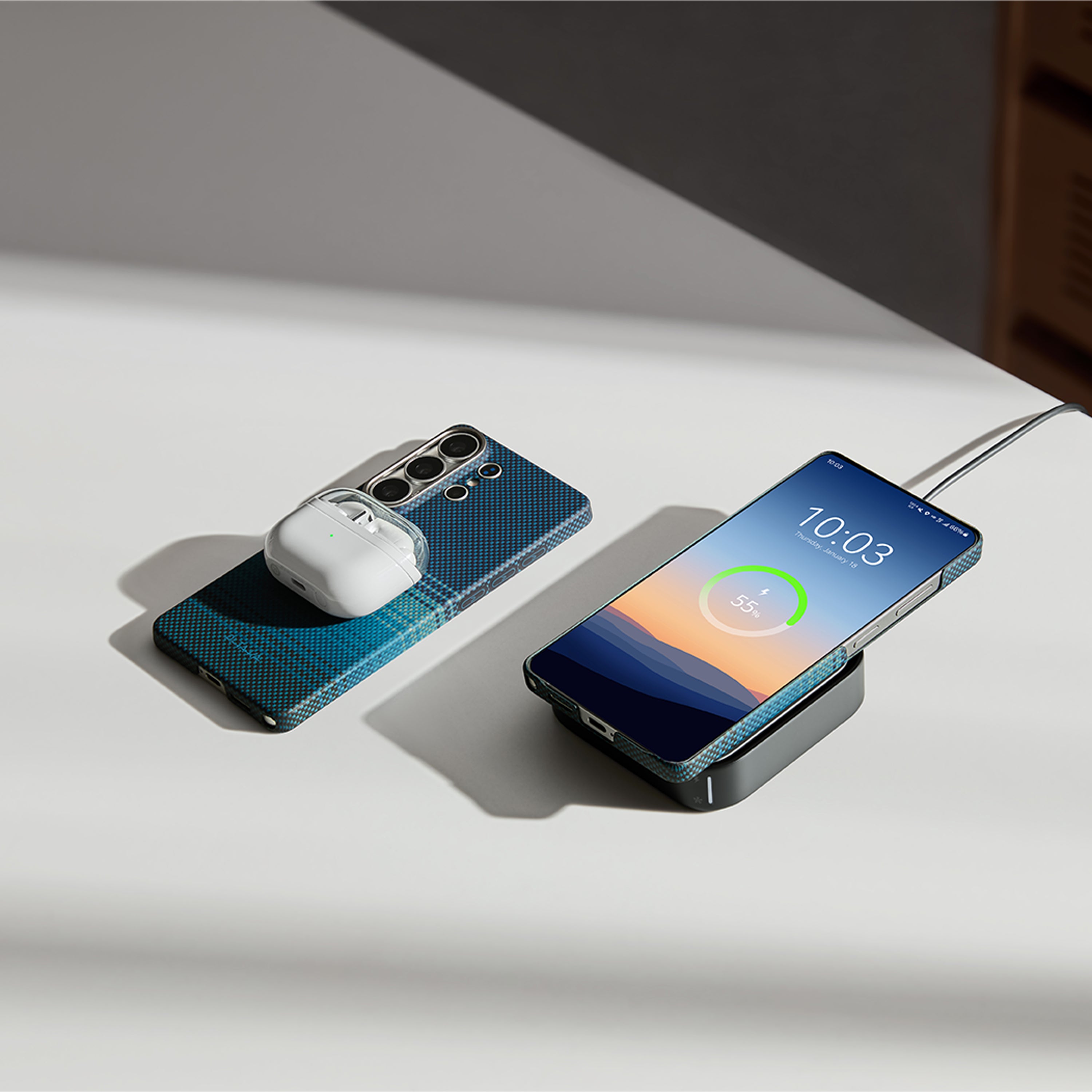 #color_Moment · moonrise (Aaron Button)