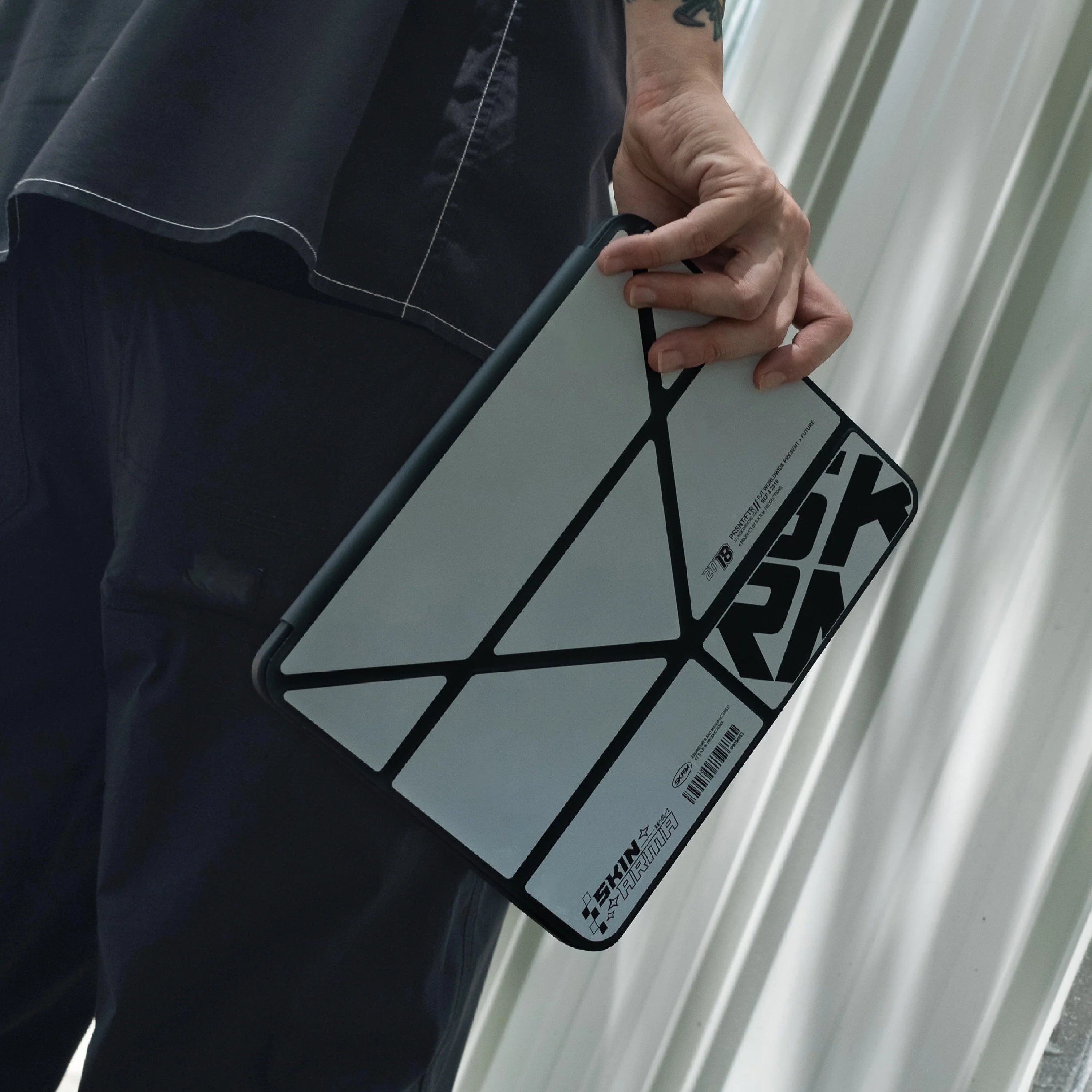 Case Skinarma Kira Kobai - iPad Pro 11'' M4