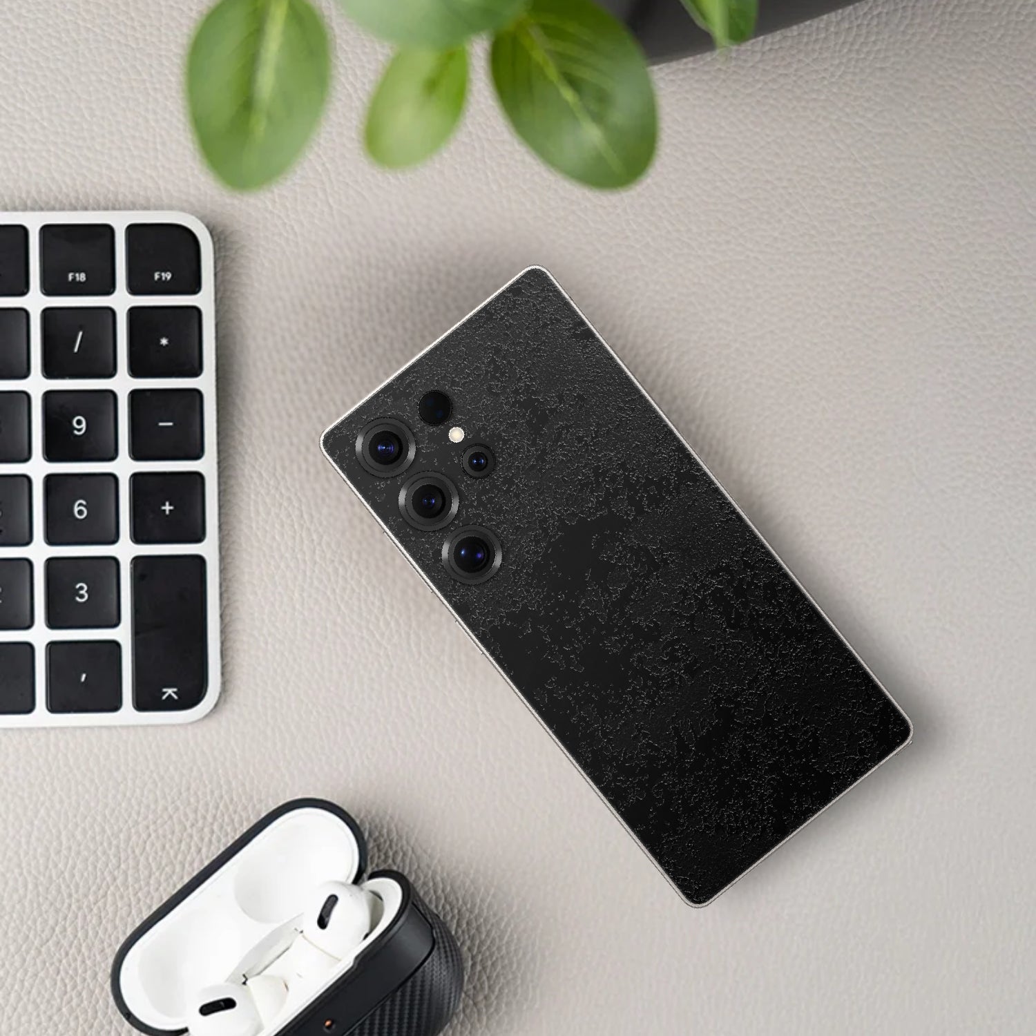 Skin Premium Atlas Oscuro - Galaxy S26 Ultra