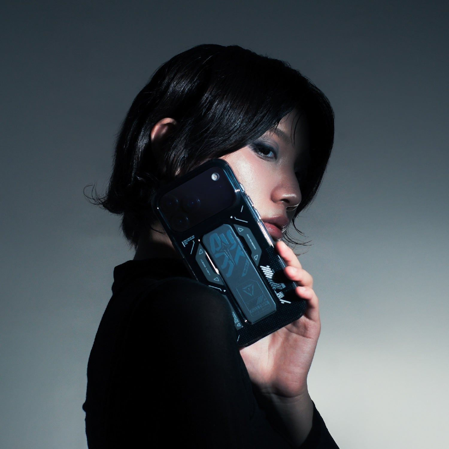 Case Skinarma Helio - iPhone 17 Pro Max