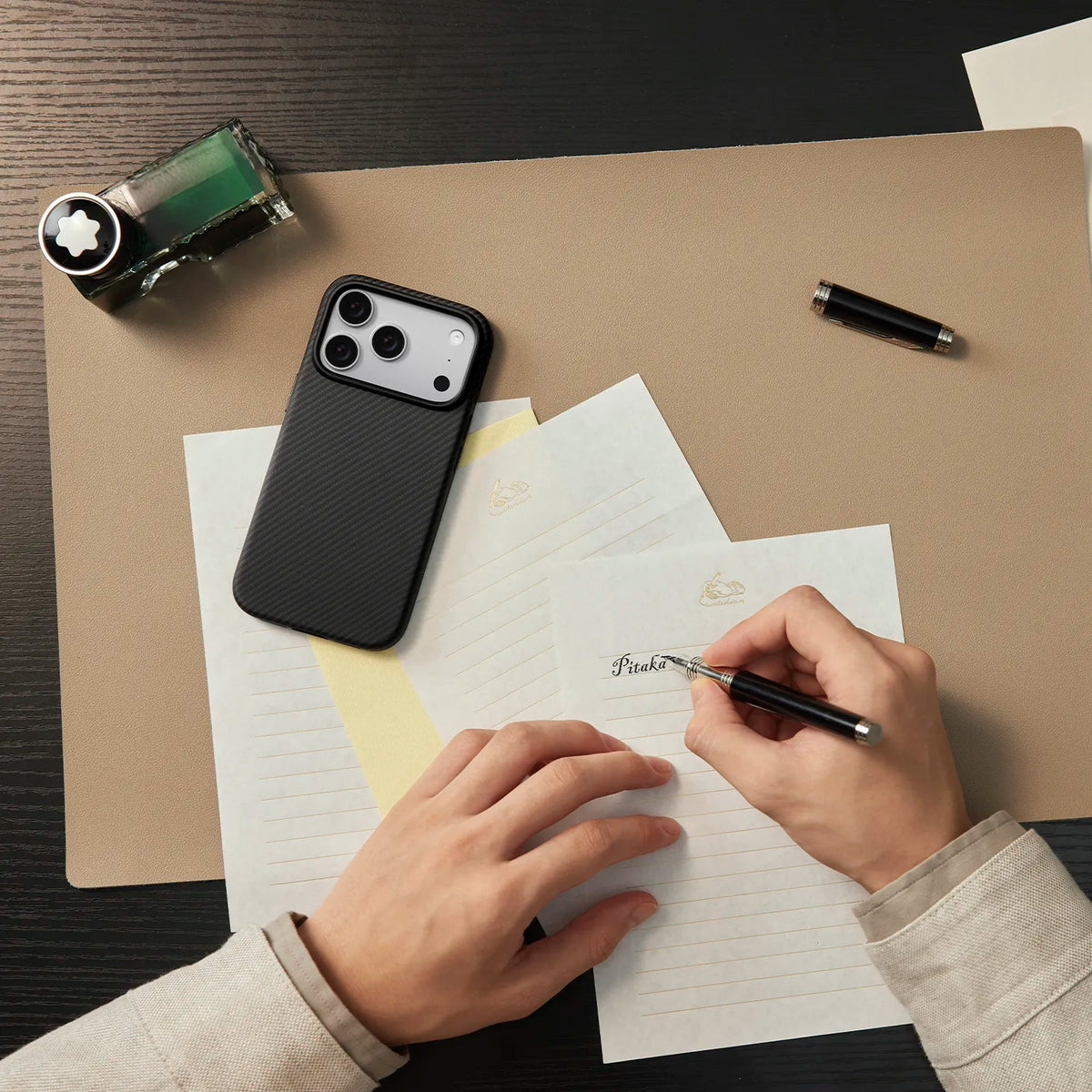 Case PITAKA Aramid Summa - iPhone 17 Pro Max / 18 Pro Max · Classic