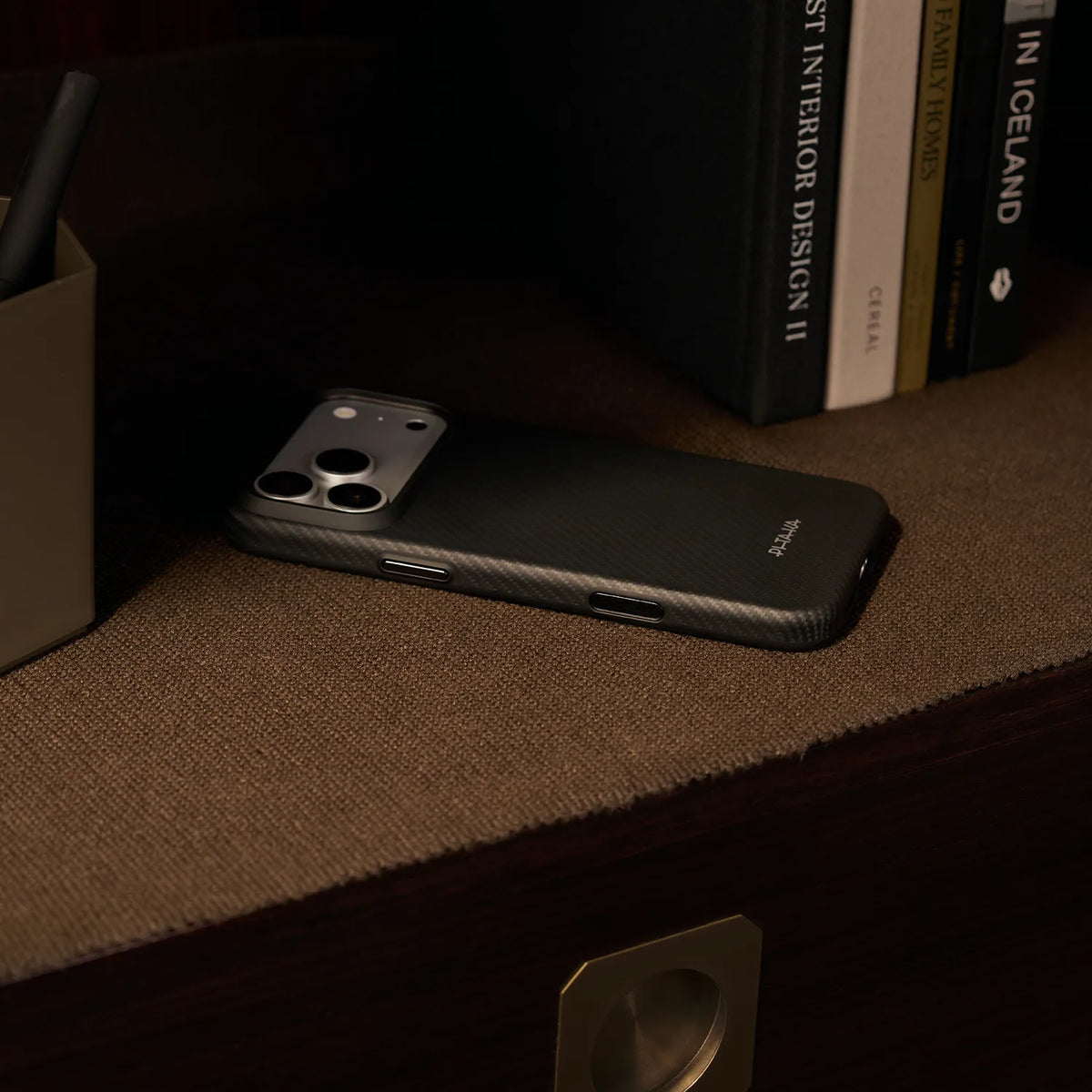 Case PITAKA Aramid Summa - iPhone 18 Pro Max · Classic