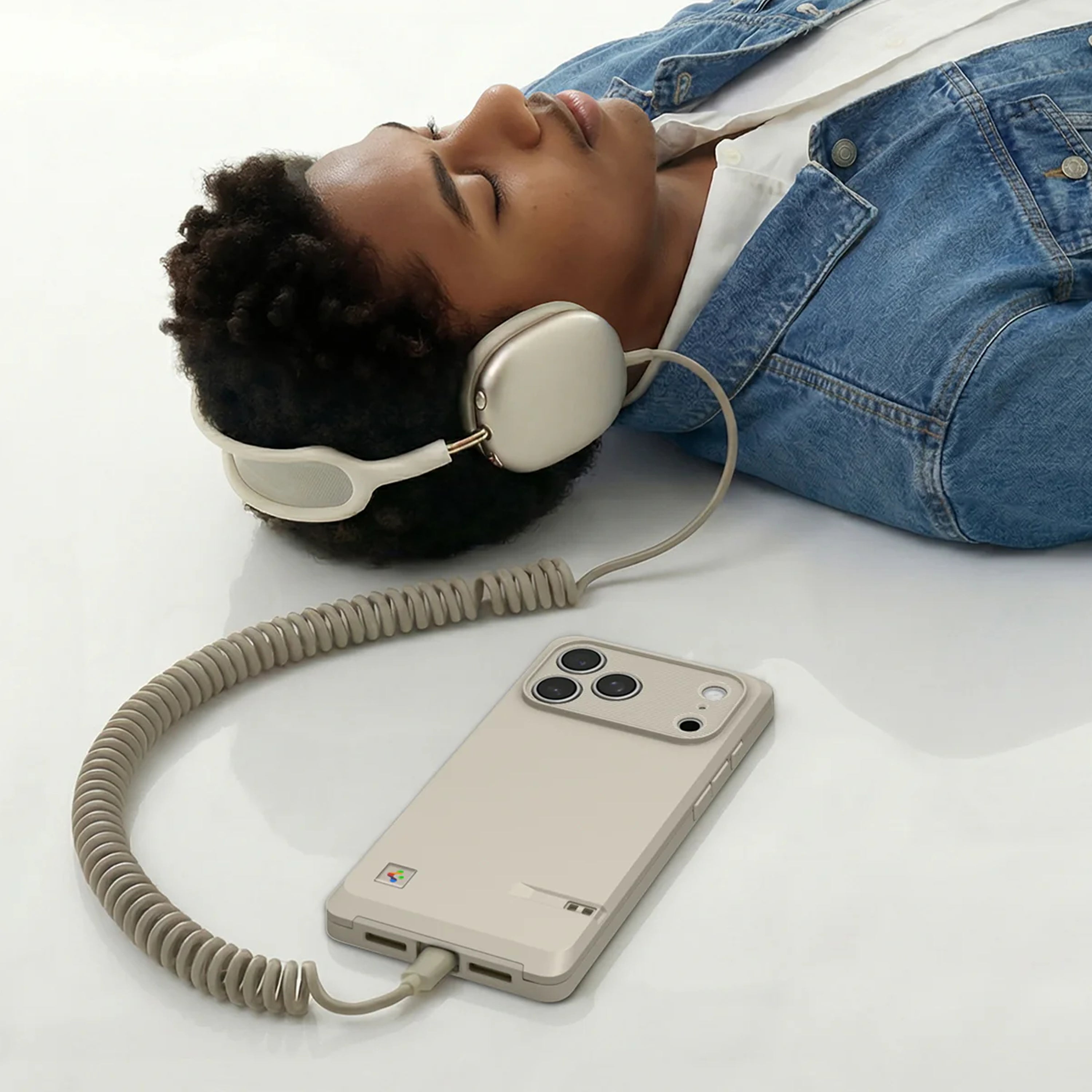 Case Spigen Classic LS MagFit - iPhone 17 Pro